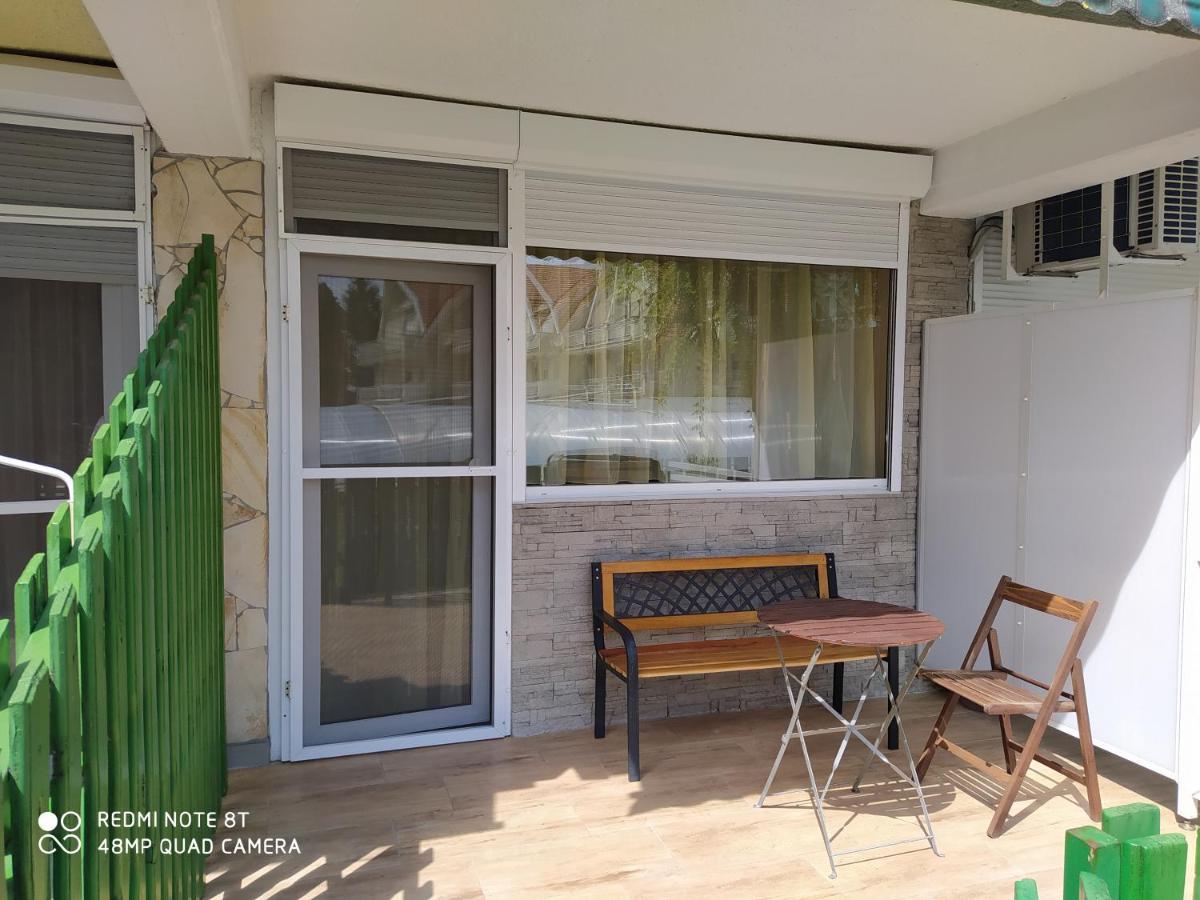 דירות קסזטלי Mira Apartman מראה חיצוני תמונה